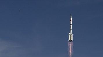 ...даже в педивикию лезть не надо, по пламени всё видно