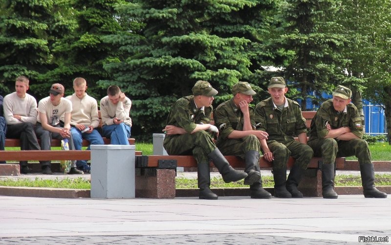 контраст девочки бабушки, у меня вот такая фотка на поклонке получилась