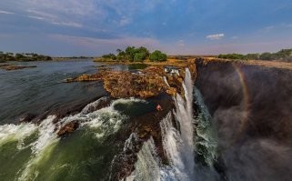 Водопад Виктория, Купель Дьявола.