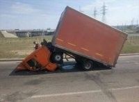 Поэтому фотография выше и не удивляет