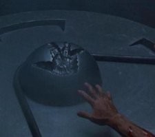 "Генетическая лотерея": мужчина родился с четырьмя пальцами на каждой руке