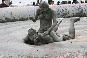 Ну есть есть эти виды спорта, то почему не может быть бокса?