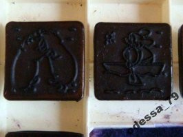 А у меня вот такой набор был, даже где-то в кладовке в коробках 3 штемпеля осталось..