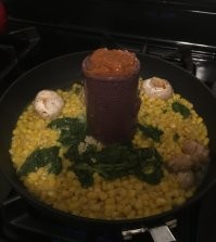 "Непонятно, что это за блюдо".  Пердилья с шампиньонами, это же очевидно.