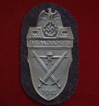 Выжившие получили такие награды от благородного и великодушного хозяина.