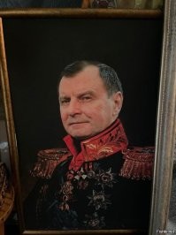 так, с соседней ветки взял.
ничо особенного наверное.
так, фото типа семейные.