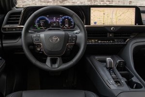 Серьезно? Камри не заменит Geely.