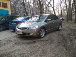 У меня Хонда есть такая, в 2008 новая куплена и диски как у тебя))))