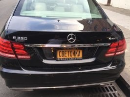 Номер должен быть не красивым, а понятным.