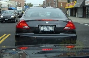 Номер должен быть не красивым, а понятным.