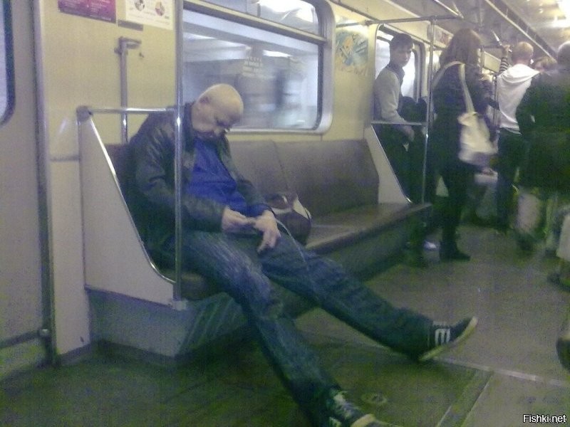 Метро-это другой мир...ч.1