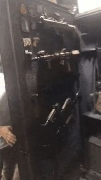 Вот это я понимаю - тайная комната, а не вот то ваше всё.