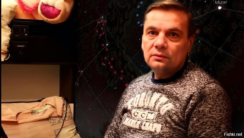 Чтобы не заморачиваться, просто пользоваться календарем на телефоне. 

Вот сегодня, например, максимальное сближение Марса и Юпитера. 
Раз в два года бывает.