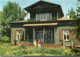 Музей Ленина в Уфе,в пионеры там  принимали)