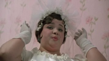 Пара продала гостям билеты на свою свадьбу по 333 доллара