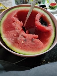 Не ищите здесь смысл. Здесь в основном маразм