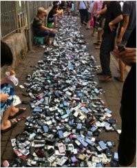 Я знаю,где он её собирал..