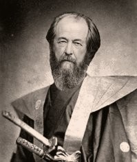 Рукопожимаю, товарищ! Такъ победимъ!