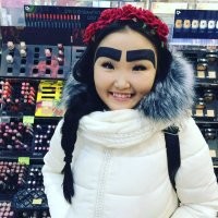 Эта из Якутии ещё раньше начала)))
