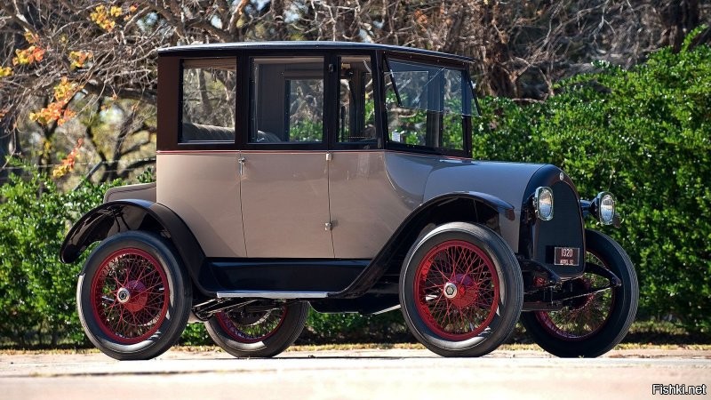 Как тебе такое, Илон Маск?
Detroit Electric Model 82 Brougham 1920