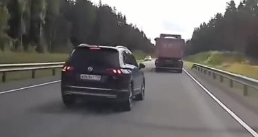 "Тигуана" испугался что ли?