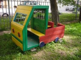 Не ищите здесь смысл. Здесь в основном маразм