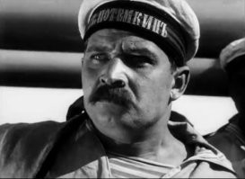 Антонову Александру Павловичу (играл главного героя) вообще не дали сказать ни одного слова своим голосом. Цензура.