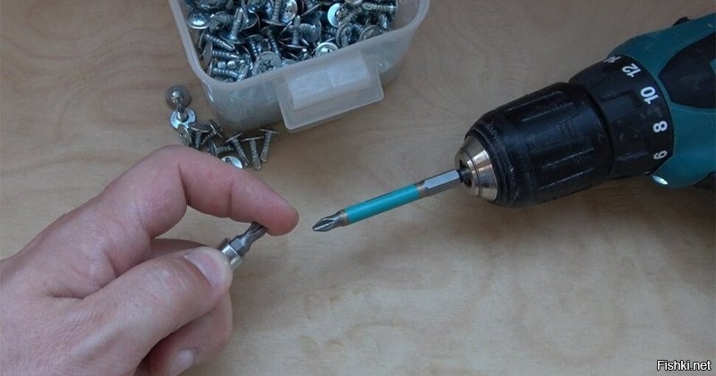 Ручки не прикручены нужен инструмент))))