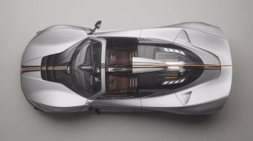 лобовуха пошкрябана, не берём