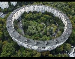 Дом на Мосфильмовской