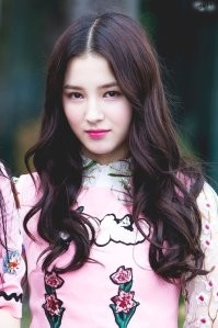 Южная Корея + американец ирландского происхождения.