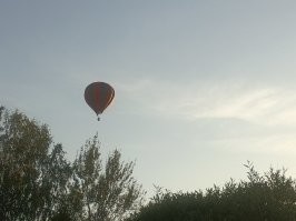У нас тут тоже летали, три дня назад.