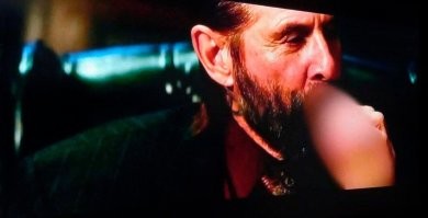 После того, как в кино стали заблюривать сигареты, сюжет стал ещё более непредсказуем...