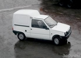 У нас вот такая была, как на фото.
Комбинация приборов была как на 21013 (21011) 
Да, в целом всё нормально было и расход топлива радовал всё же ведь два котла. Только вот парусность из-за фургона присутствовала, да и к этому мы приспосабливались.
Многое зависит от подхода к делу, т.е. как эксплуатировать автомобиль.
Самые дальние автопробеги у меня были на ВАЗах 8-го семейства, ни разу не было поломок в дальнем пути. Перед каждой поездкой тщательная подготовка и вперёд!
Едешь дольше и с меньшим комфортом, по сравнению с иномарками, но ведь едешь и доезжаешь без проблем.
Тут писали ещё про низкую безопасность ВАЗов, да согласен. Но из моей активной практики: Ни единого ДТП. Тут тоже многое зависит от мастерства и внимательности водителей. Есть конечно по жизни и исключения или какая-то закономерность (видел на дорогах всякое в ДТП), но здесь как говорится "от судьбы не уйдёшь"...