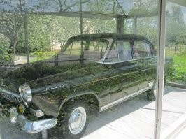 В 2010 был там последний раз. На фото в посте машина другая, не та которая в музее