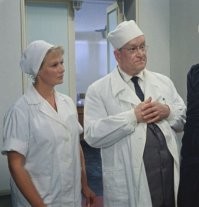 Украинец на спор проглотил шесть гаечных ключей