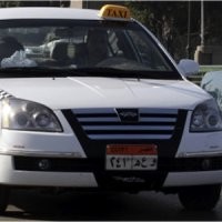 помню, в Египте такси по Уберу заказывал

Убер пишет - к вам приедет условный Hyundai Accent (кто б знал, что это наш Солярис?) номер 123
Номера в Египте, если что, такие (арабские, мать их, цифры):