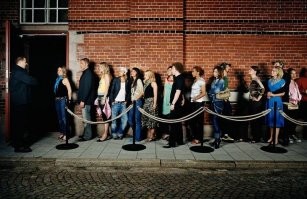 Так это визовый режим на пол шишечки получается.. 
В целом логично, остров реально не резиновый