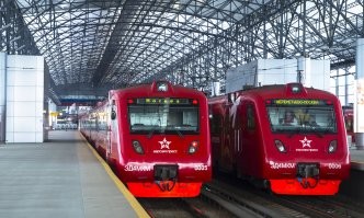 Да что там непонятного? Политика такая: Хочешь в аирпорт? Садись в аэроэкспресс и кати с белорусского или савеловского! Хочешь на колеснице подкатить к терминалу? Значит ты крутой! Плати и подкатывай...