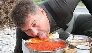 Пфф.. Ничего не изменилось. Народ по прежнему ест икру тазиками.