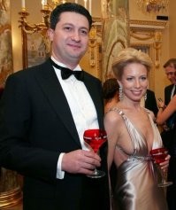 знаем мы этот декаданс