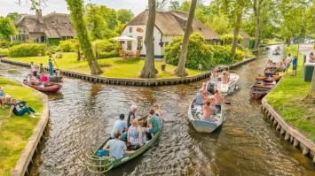 5. Деревня без дорог и машин
Зато без самокатчиков!