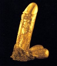 золотой слиток, видать, везла