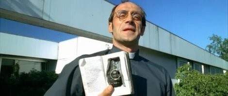 Скоро рождество, и пахнет елкой)))