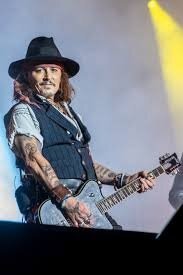 Как это они до сих пор вместе не выступили