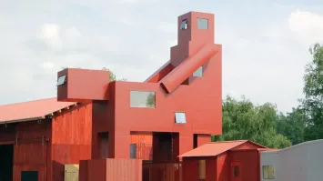 10 зловещих зданий и сооружений, от которых веет мистикой