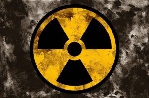 Рыбаки вытащили удивительный оранжевый мешок, который светился изнутри