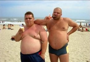 "Татуировки делают только идиоты и психи!
Девушки с татуировками значит проститутошные!"