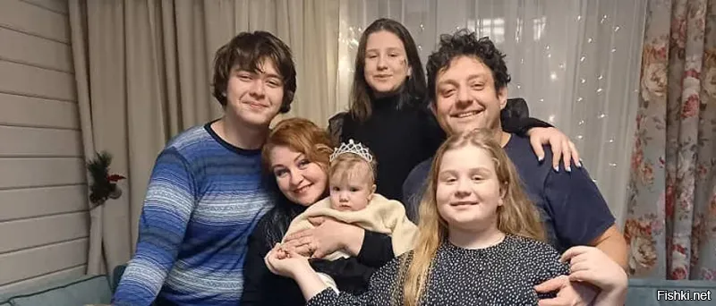 ну здрасте... Вот ещё Фарады. Полицеймако, конешно, но всё-таки