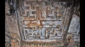 Дисклеймер (disclaimer: это не пропаганда нацизма а древняя история моей расы и моего славянского мира отраженная в древнеиндийском зодчестве .
Агни (Огонь)   Символ Священного Огня Жертвенника и Домашнего Очага. Обереговый Символ Вышних Светлых Богов, Охраняющий жилища и храмы, а также Древнюю Мудрость Богов, то есть Древние Славяно-Арийские Веды.